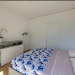 5 Rent Station Apartment Lugano