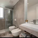 Apartment 5 Rent Station