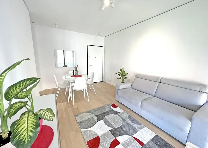 5 Rent Station アパート ルガーノ