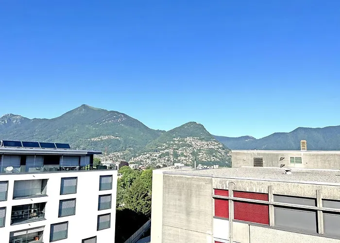 5 Rent Station アパート ルガーノ