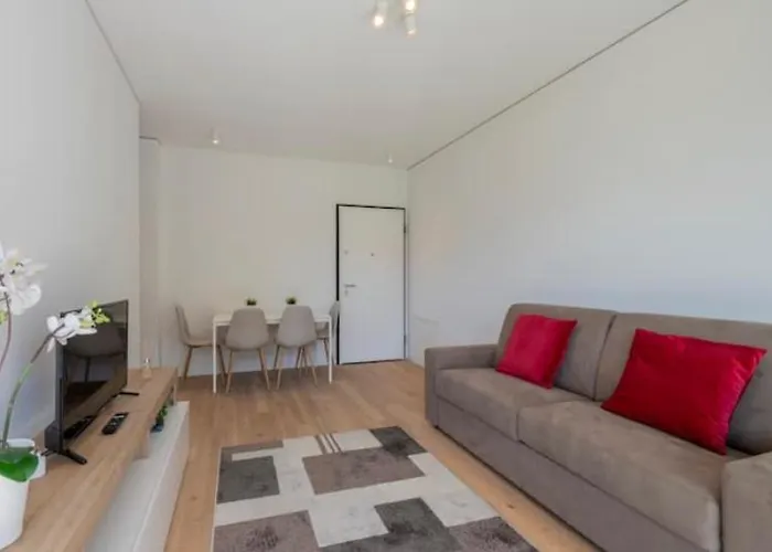 5 Rent Station アパート ルガーノ