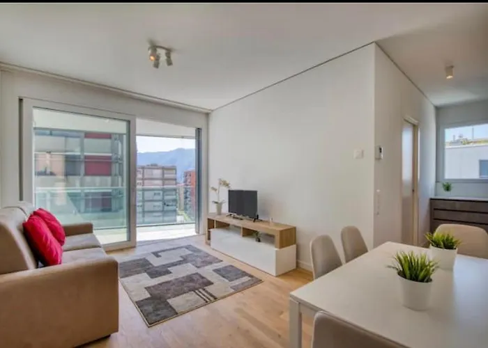 アパート 5 Rent Station *