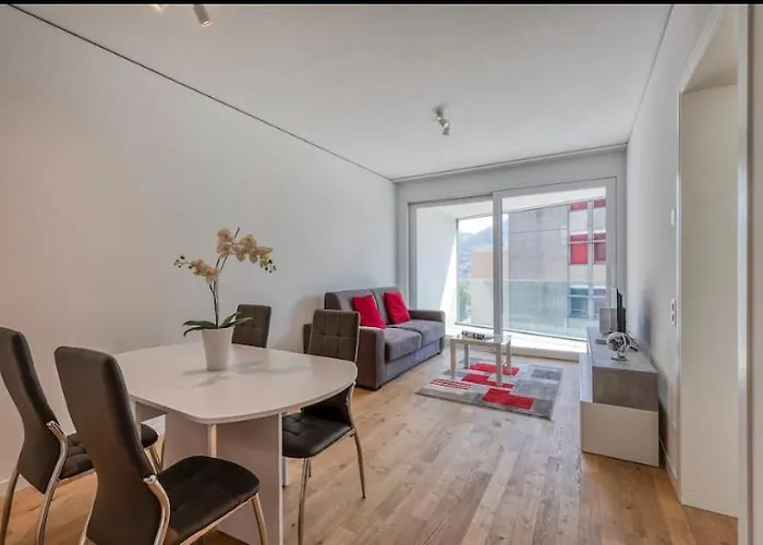 アパート 5 Rent Station *