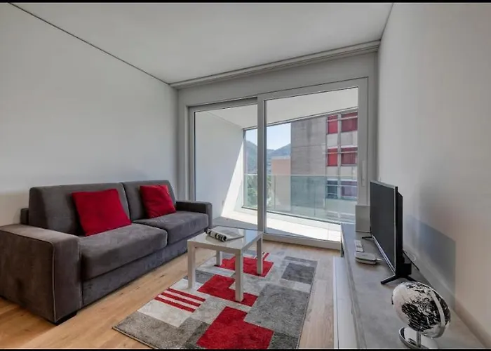 アパート 5 Rent Station ルガーノ