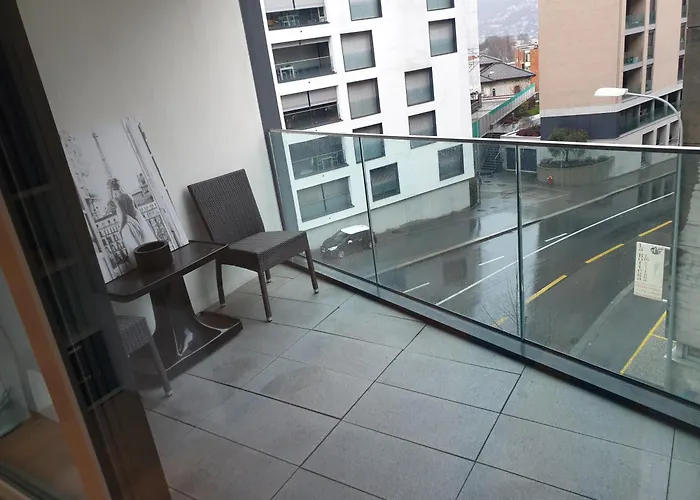 アパート 5 Rent Station