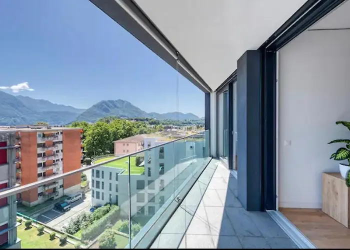 5 Rent Station ルガーノ