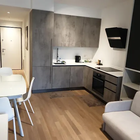Apartmán 5 Rent Station Lugano