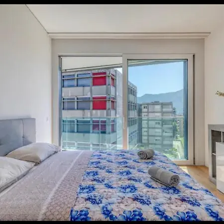 5 Rent Station Apartmán *